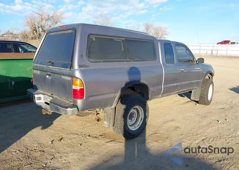 1998 Toyota Tacoma Base V6 from USA, damaged, VIN 4TAWN72N0WZ082342
